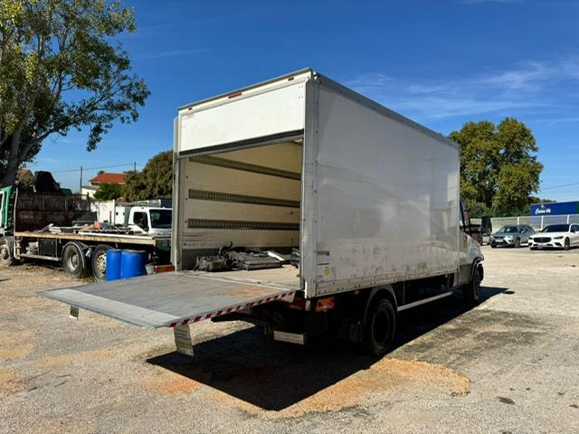 Iveco 70C180 CAISSE HAYON - Dostavno vozilo z zabojnikom: slika 5 Iveco 70C180 CAISSE HAYON - Dostavno vozilo z zabojnikom: slika 5