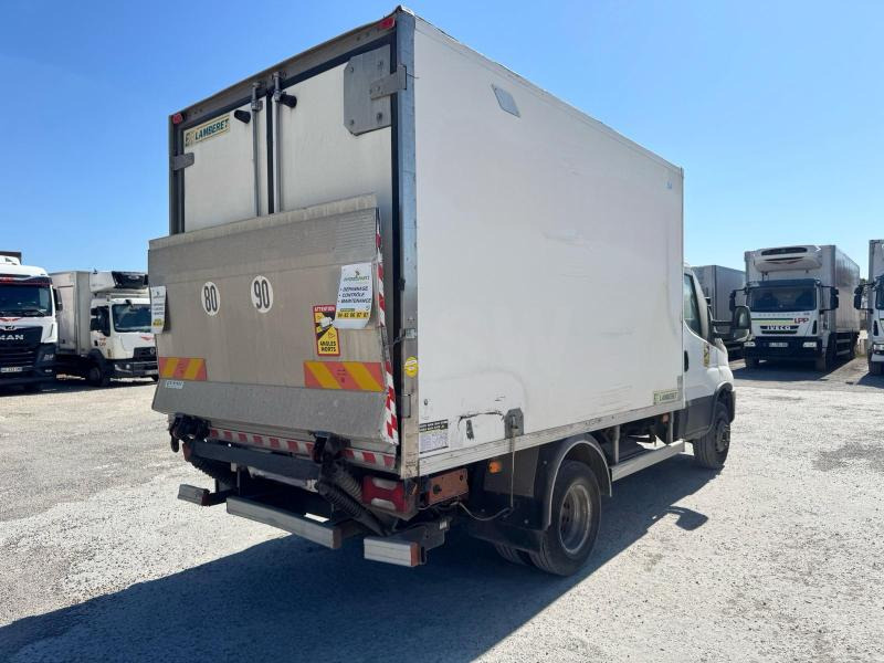 Iveco Daily 65-180 caisse hayon - Dostavno vozilo z zabojnikom: slika 4 Iveco Daily 65-180 caisse hayon - Dostavno vozilo z zabojnikom: slika 4