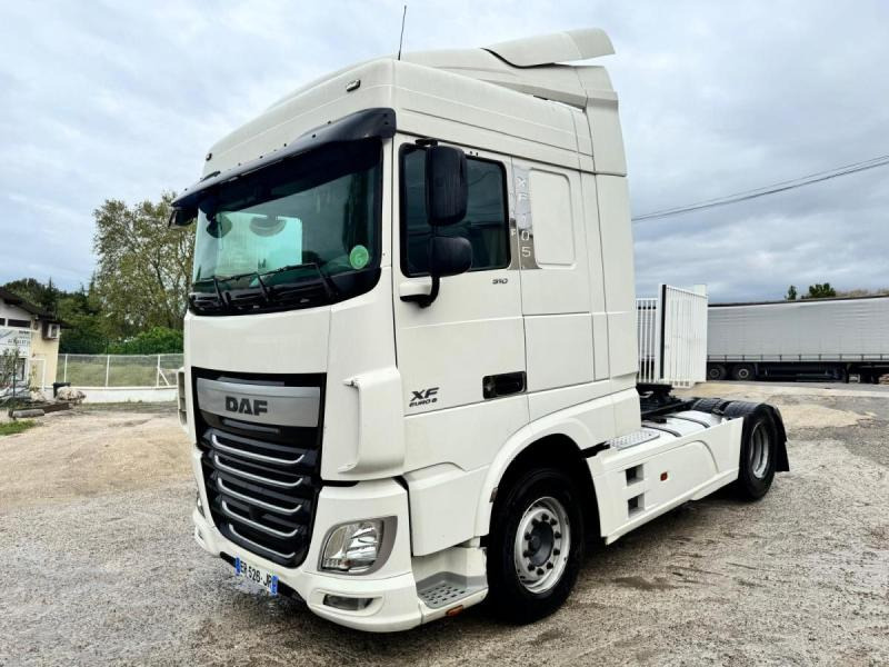 DAF XF 530 - Vlačilec: slika 1 DAF XF 530 - Vlačilec: slika 1