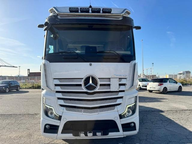 Mercedes ACTROS 1851 - Vlačilec: slika 2 Mercedes ACTROS 1851 - Vlačilec: slika 2