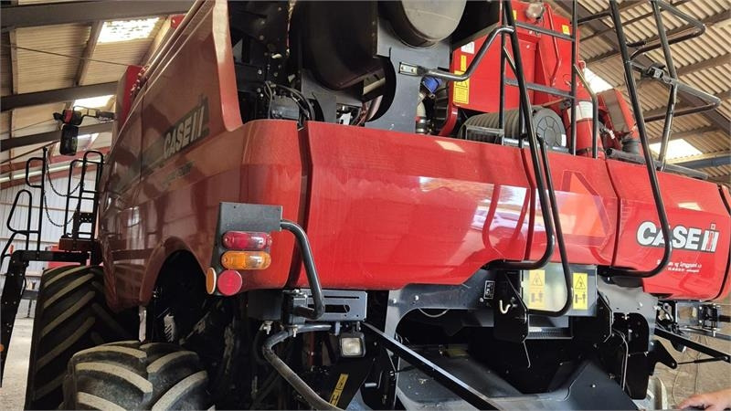 Case IH Axial Flow 6140 25 fod 3050 skærebord - Kombajn harvester: slika 5 Case IH Axial Flow 6140 25 fod 3050 skærebord - Kombajn harvester: slika 5