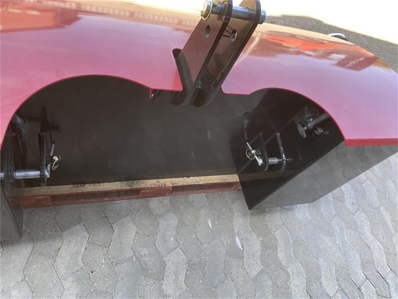 Case IH Frontvægtklods 1000 kg - Protiutež: slika 3 Case IH Frontvægtklods 1000 kg - Protiutež: slika 3