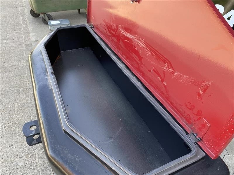 Case IH Frontvægtklods 1200 kg - Protiutež: slika 2 Case IH Frontvægtklods 1200 kg - Protiutež: slika 2