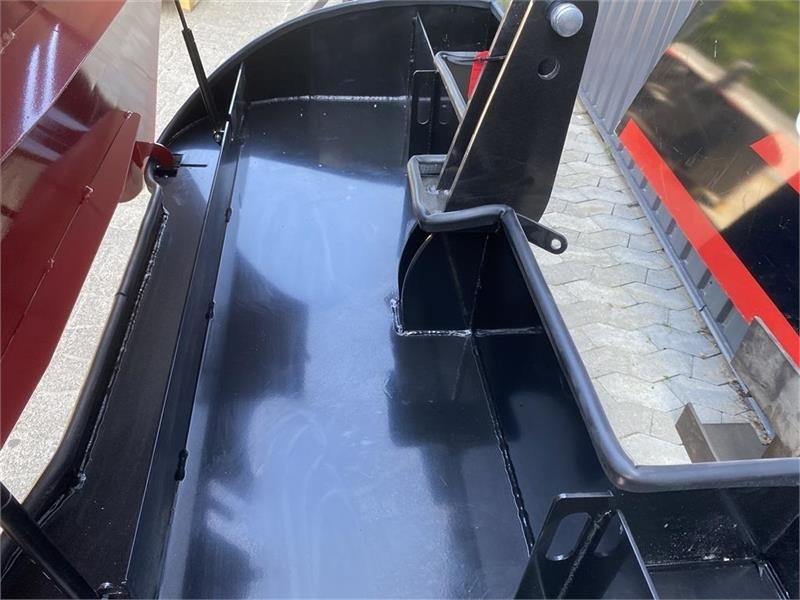 Case IH Frontvægtklods 1500 kg - Protiutež: slika 2 Case IH Frontvægtklods 1500 kg - Protiutež: slika 2