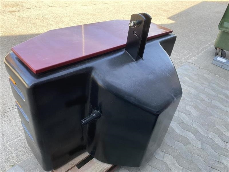 Case IH Frontvægtklods 1500 kg - Protiutež: slika 3 Case IH Frontvægtklods 1500 kg - Protiutež: slika 3