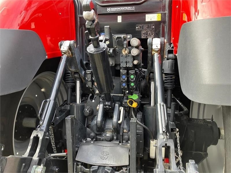 Case IH Optum 300 CVX - Traktor: slika 5 Case IH Optum 300 CVX - Traktor: slika 5