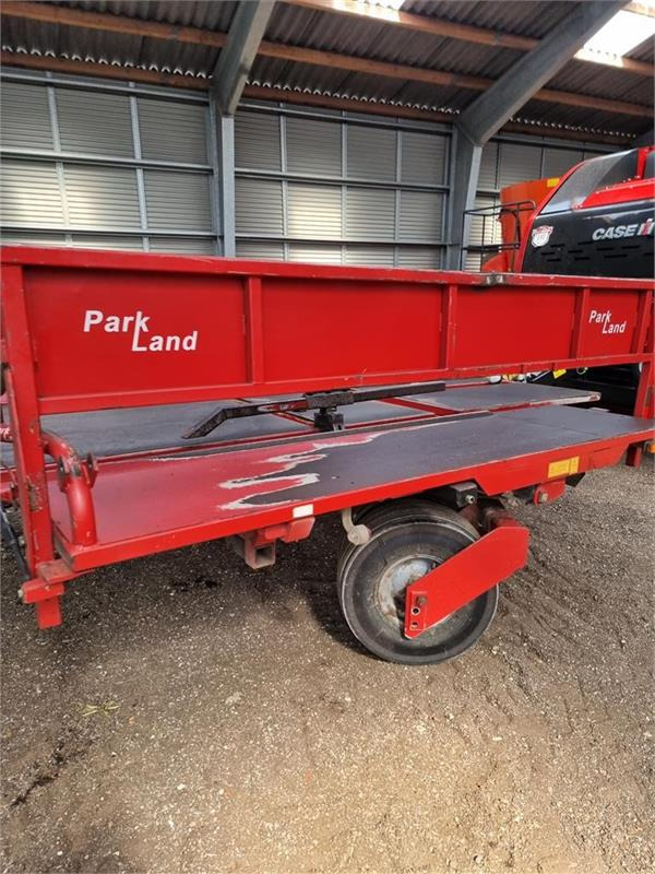 Massey Ferguson >190 bigpallepresser Parkland Ballevogn - Balirka za kvadratne bale: slika 5 Massey Ferguson >190 bigpallepresser Parkland Ballevogn - Balirka za kvadratne bale: slika 5