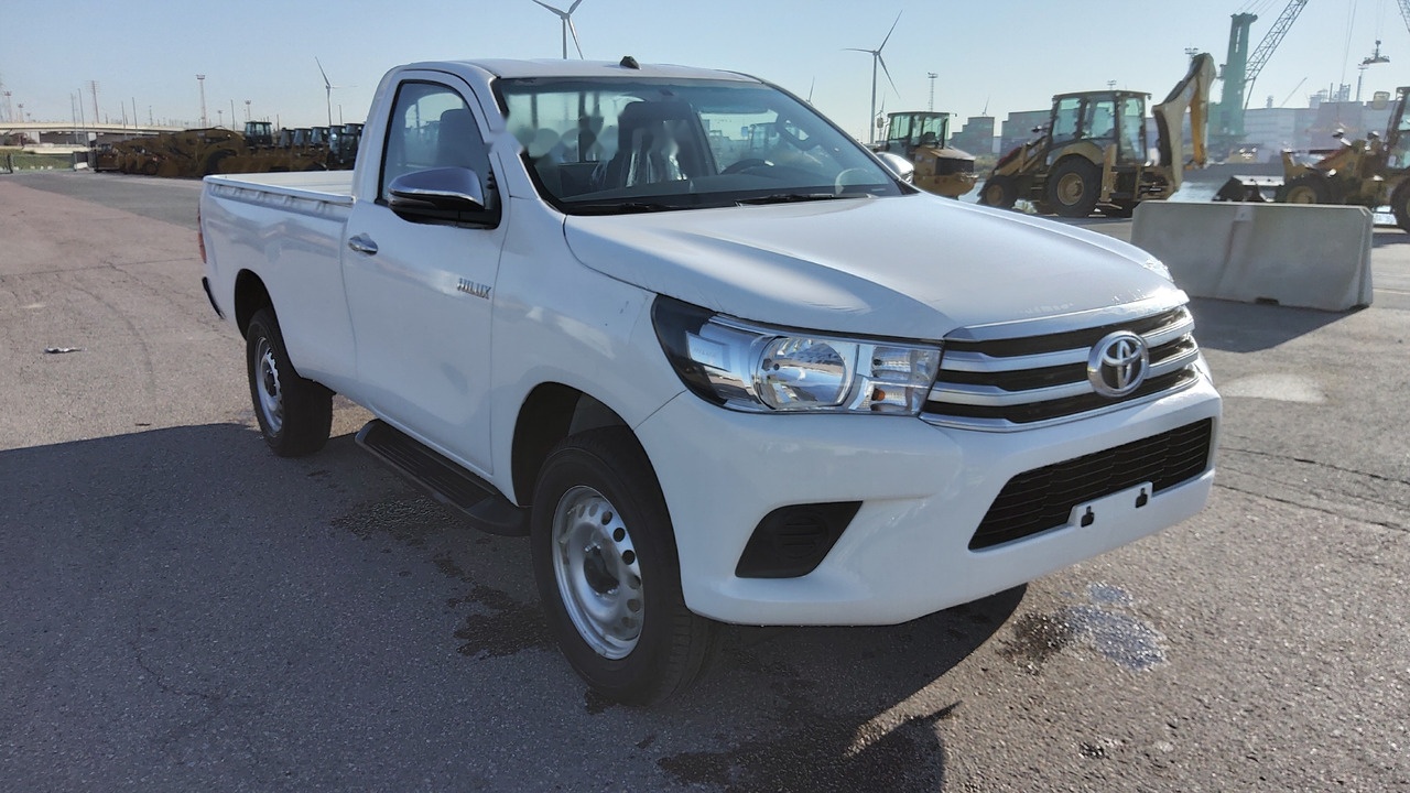 Poltovornjak Toyota Hilux / Revo Pick-up single Cab pack security 2.4L Turbo Diesel Manual: slika 8