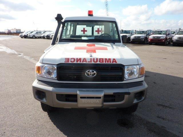 Nov Avtomobil Toyota Land Cruiser 78 Metal top hzj 78 ambulance 4.2L Diesel Manual: slika 10