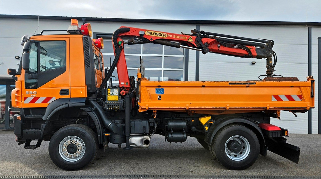 Iveco Trakker 190T33 4x4 Euro5 Kran Palfinger Funk - Tovornjak prekucnik, Tovornjak z dvigalom: slika 5 Iveco Trakker 190T33 4x4 Euro5 Kran Palfinger Funk - Tovornjak prekucnik, Tovornjak z dvigalom: slika 5