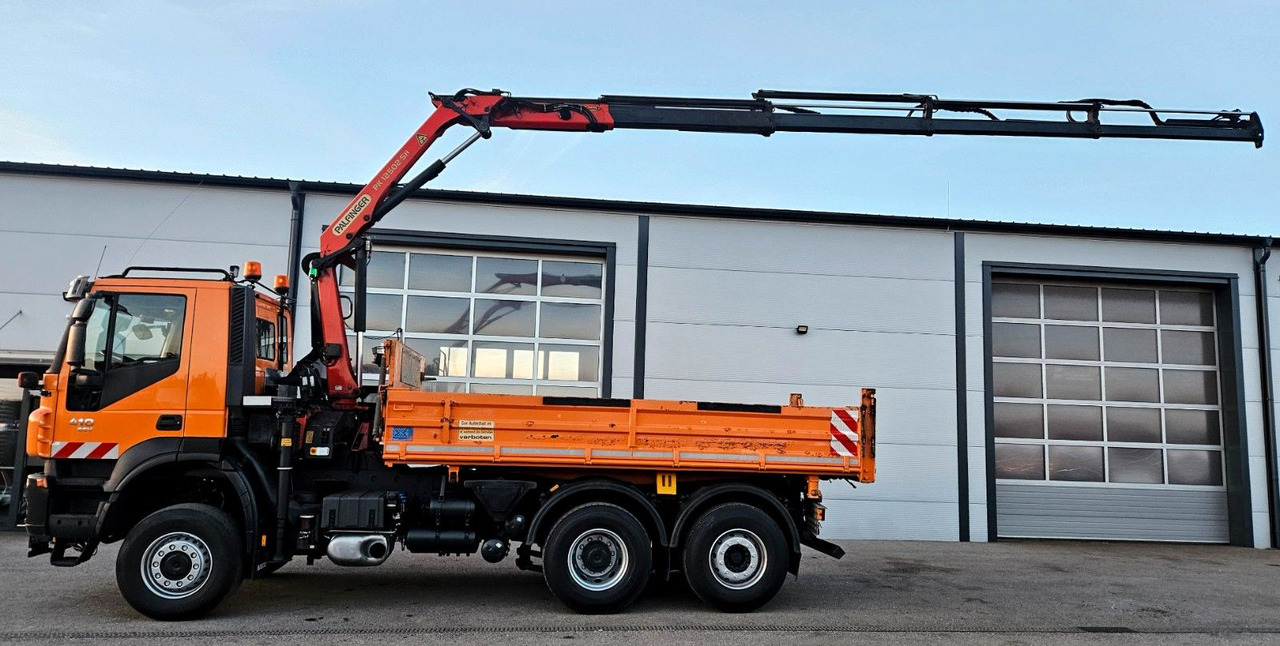 Iveco Trakker 410 6x4-4 EEV Palfinger PK12502 Funk - Tovornjak prekucnik, Tovornjak z dvigalom: slika 3 Iveco Trakker 410 6x4-4 EEV Palfinger PK12502 Funk - Tovornjak prekucnik, Tovornjak z dvigalom: slika 3