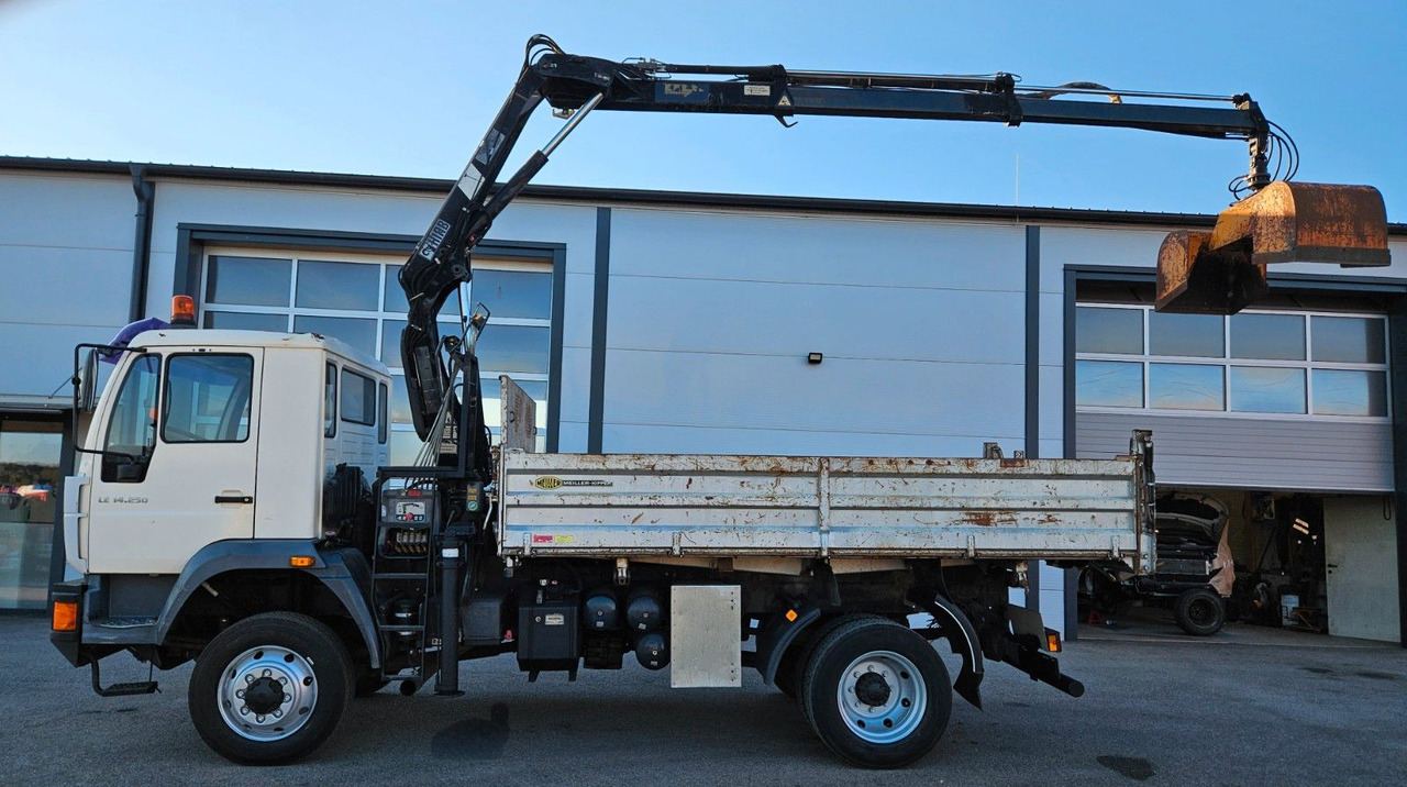 MAN LE 14.250 4x4 HIAB 077BS-2 Kran Greifer - Tovornjak prekucnik, Tovornjak z dvigalom: slika 2 MAN LE 14.250 4x4 HIAB 077BS-2 Kran Greifer - Tovornjak prekucnik, Tovornjak z dvigalom: slika 2