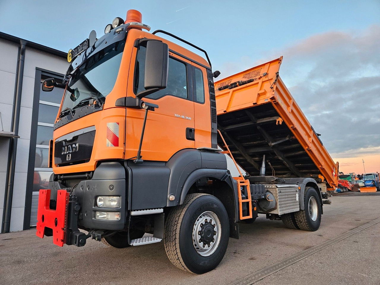 MAN TGS 18.360 4x4 BL Euro5 Meiller - Tovornjak prekucnik: slika 1 MAN TGS 18.360 4x4 BL Euro5 Meiller - Tovornjak prekucnik: slika 1