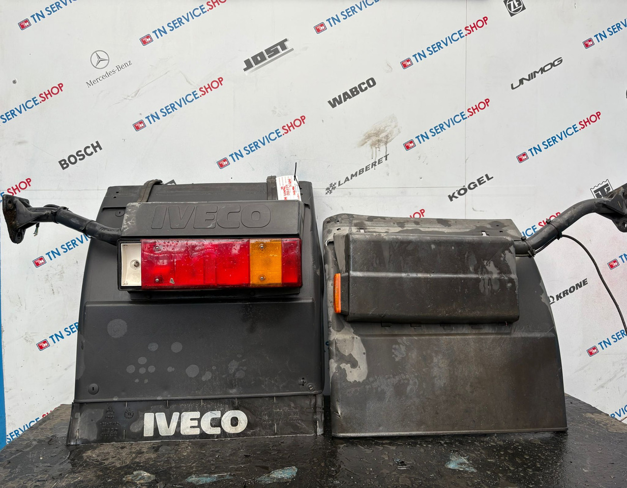 Paraurti posteriore Iveco - Odbijač za Tovornjak: slika 1 Paraurti posteriore Iveco - Odbijač za Tovornjak: slika 1