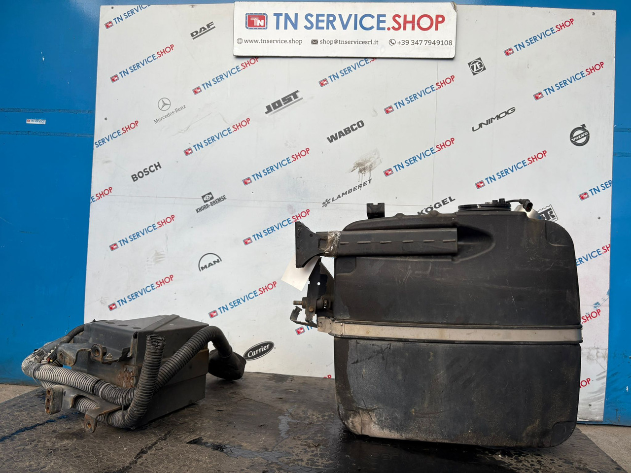 Serbatoio Adblue Iveco - AdBlue rezervoar za Dostavno vozilo: slika 4 Serbatoio Adblue Iveco - AdBlue rezervoar za Dostavno vozilo: slika 4