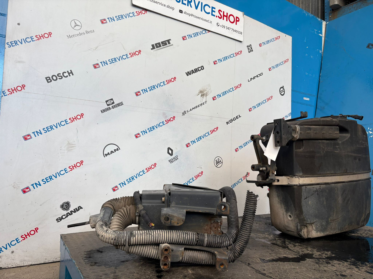 Serbatoio Adblue Iveco - AdBlue rezervoar za Dostavno vozilo: slika 3 Serbatoio Adblue Iveco - AdBlue rezervoar za Dostavno vozilo: slika 3