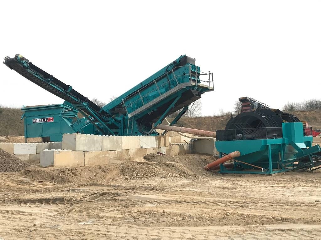 PowerScreen Chieftain 1700 + Dewaterer WASHPLANT - Presejalnik: slika 1 PowerScreen Chieftain 1700 + Dewaterer WASHPLANT - Presejalnik: slika 1