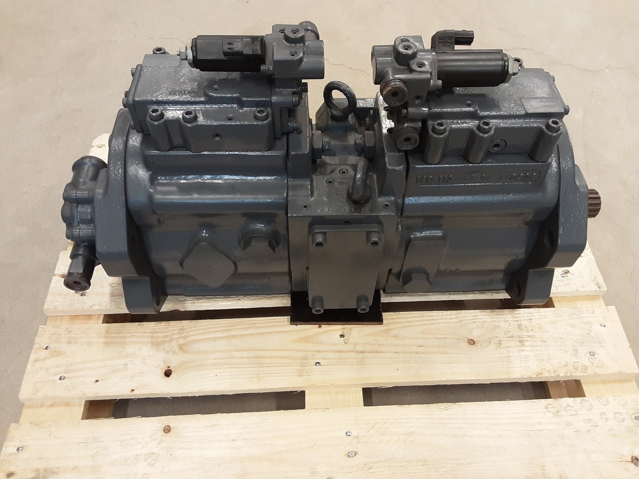 Kawasaki K3V112DTP1P9R-1E32-AV - Hidravlična črpalka za Bager goseničar: slika 3 Kawasaki K3V112DTP1P9R-1E32-AV - Hidravlična črpalka za Bager goseničar: slika 3