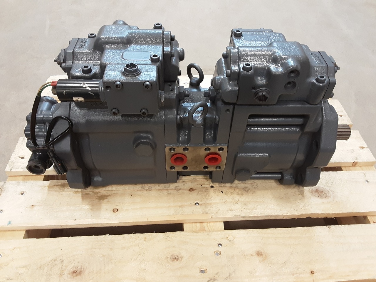 Kawasaki K3V63DT-1ZDR-9N0T-ZV - Hidravlična črpalka za Bager goseničar: slika 3 Kawasaki K3V63DT-1ZDR-9N0T-ZV - Hidravlična črpalka za Bager goseničar: slika 3