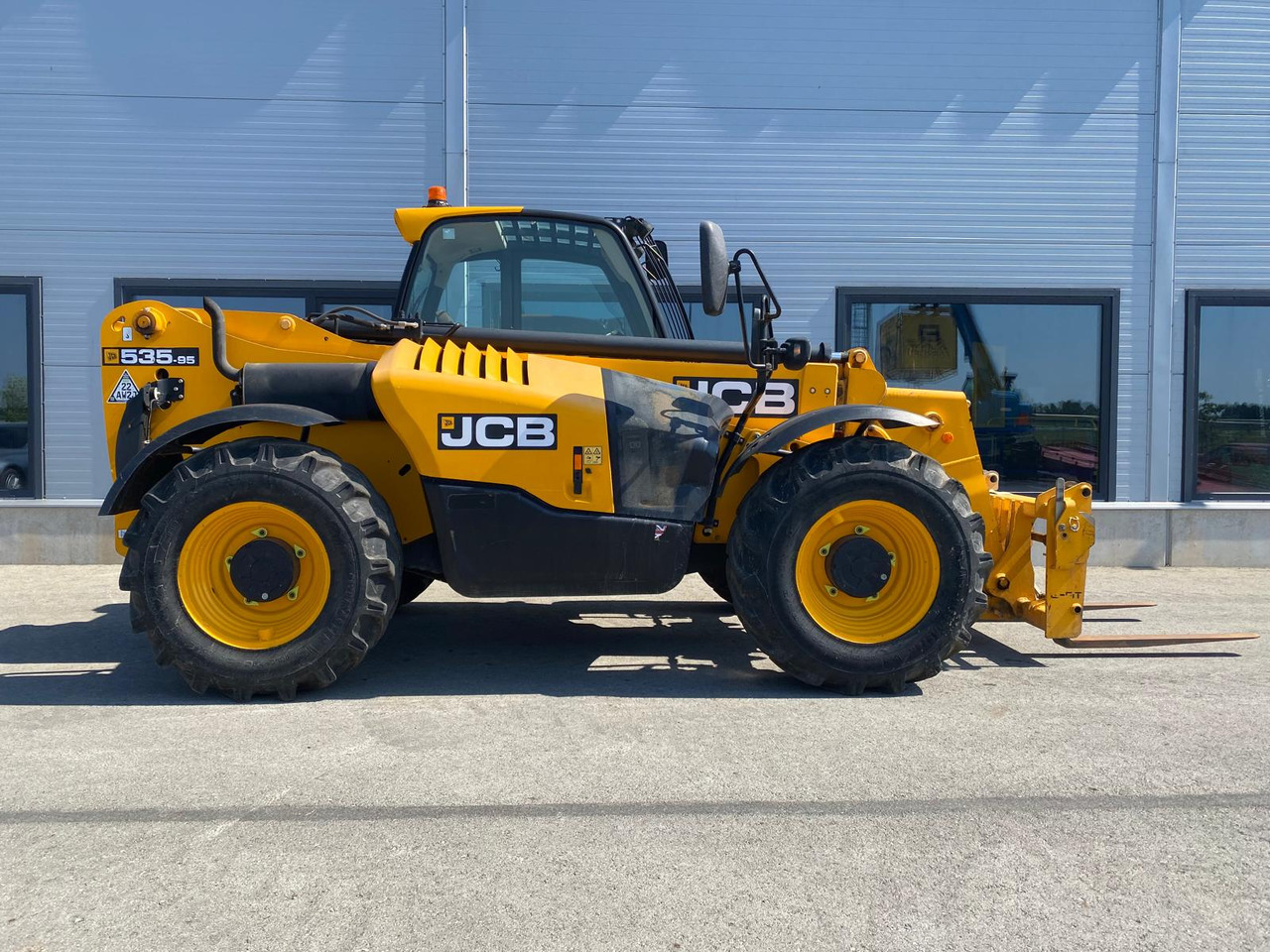 JCB 535-95 - Teleskopski viličar: slika 2 JCB 535-95 - Teleskopski viličar: slika 2