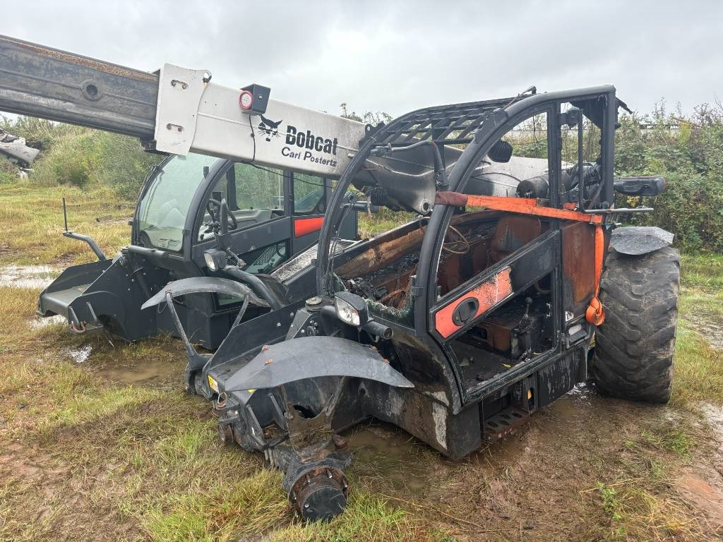 Bobcat TL 470 HF Ausgebrannt - Teleskopski viličar: slika 5 Bobcat TL 470 HF Ausgebrannt - Teleskopski viličar: slika 5