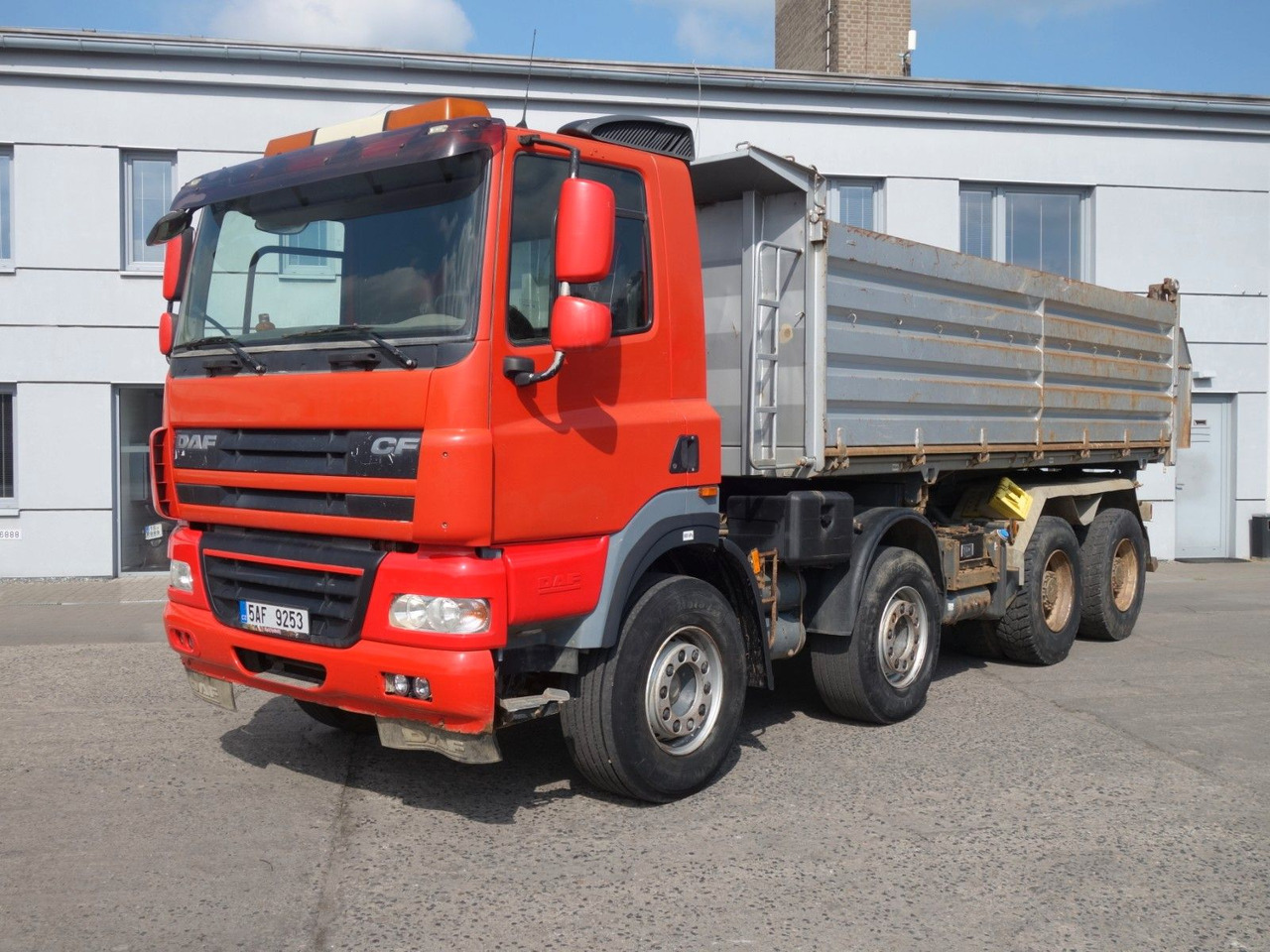 DAF CF85.410 8x4 mit Meiller - Tovornjak prekucnik: slika 1 DAF CF85.410 8x4 mit Meiller - Tovornjak prekucnik: slika 1
