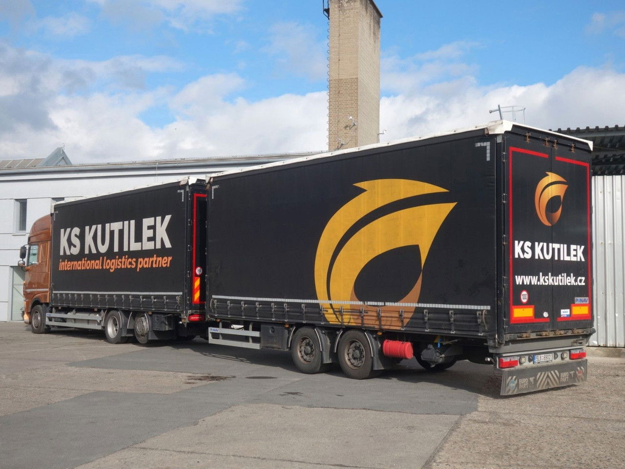DAF XF 480 SSC, 120 cbm, Durchfahren - Tovornjak s ponjavo: slika 4 DAF XF 480 SSC, 120 cbm, Durchfahren - Tovornjak s ponjavo: slika 4
