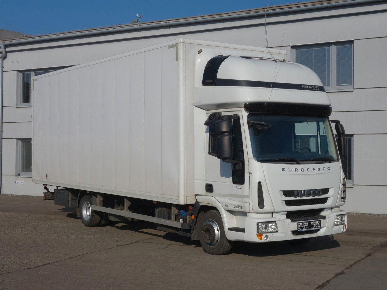 Iveco EuroCargo 75 75E19, 18 Palleten - Tovornjak zabojnik: slika 3 Iveco EuroCargo 75 75E19, 18 Palleten - Tovornjak zabojnik: slika 3