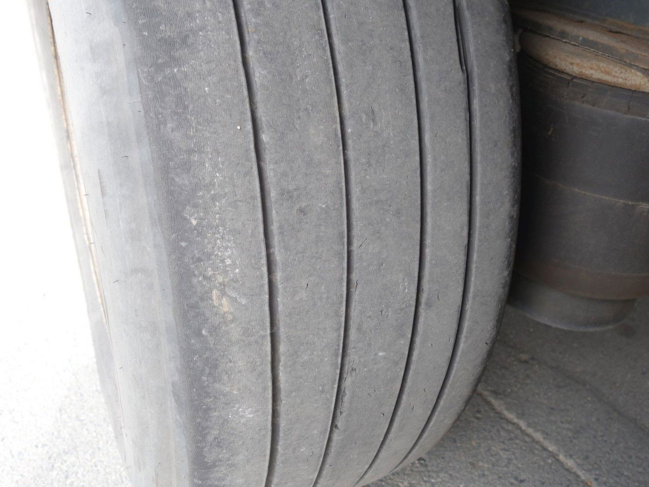 Polprikolica s ponjavo Krone SD Standard, Liftachse: slika 13 Polprikolica s ponjavo Krone SD Standard, Liftachse: slika 13