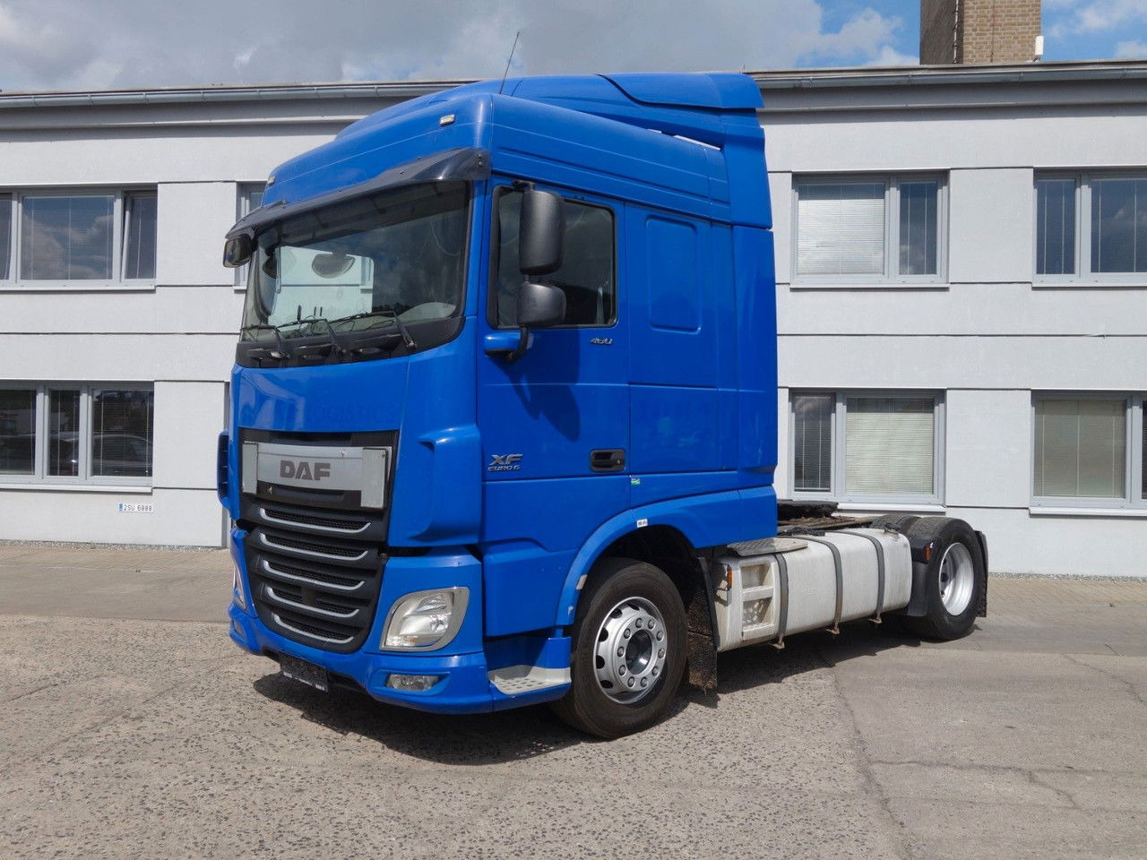 DAF XF 460 SC Standard - Vlačilec: slika 2 DAF XF 460 SC Standard - Vlačilec: slika 2