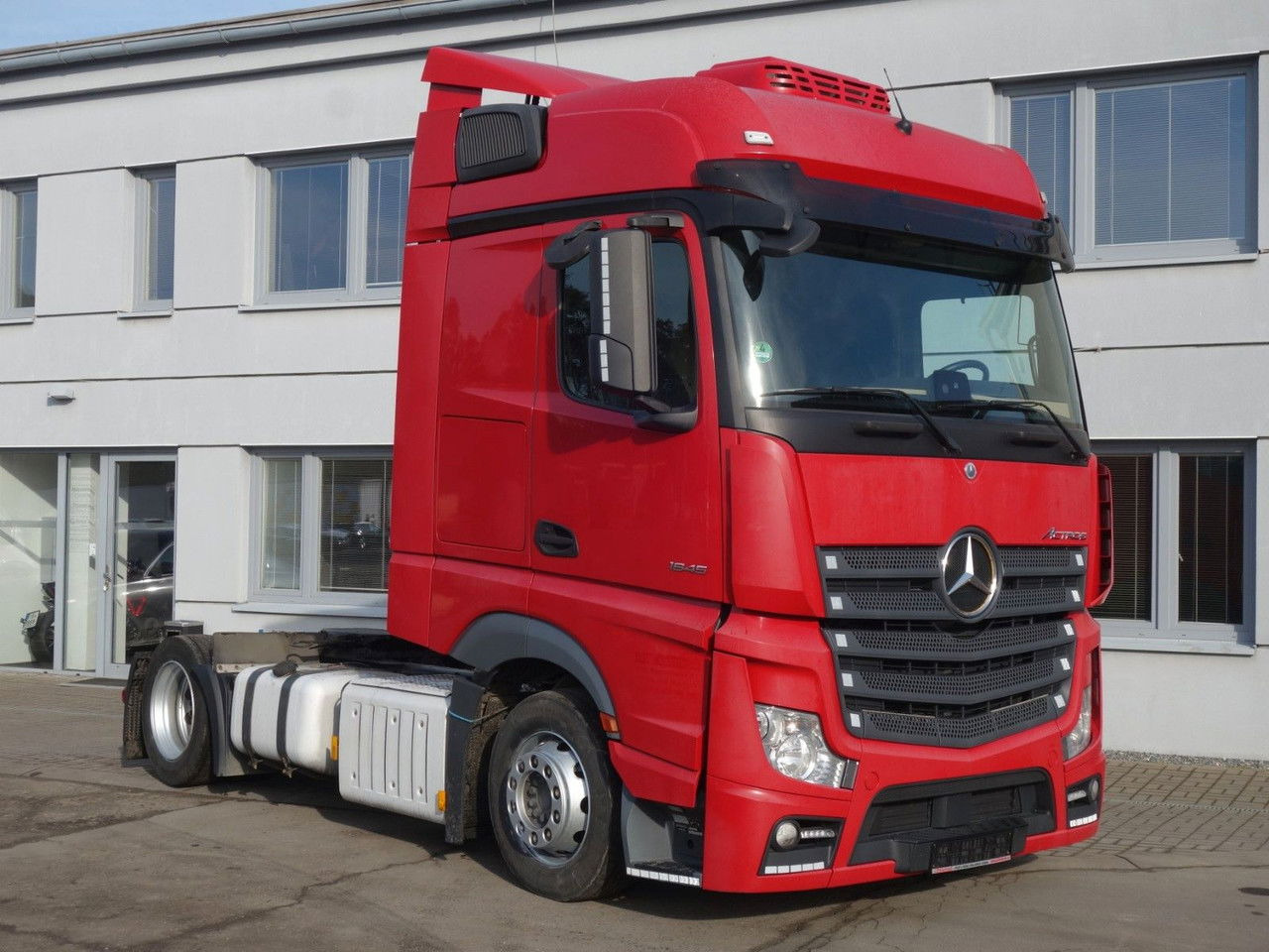 Mercedes-Benz Actros 1845 Lsnrl Lowdeck, 2 Stk. - Vlačilec: slika 3 Mercedes-Benz Actros 1845 Lsnrl Lowdeck, 2 Stk. - Vlačilec: slika 3