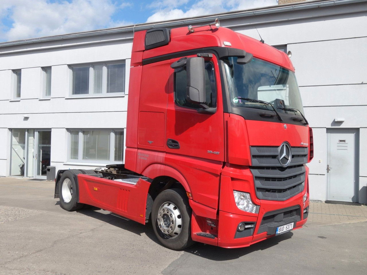 Mercedes-Benz Actros 1846 LS Standard Big Space - Vlačilec: slika 3 Mercedes-Benz Actros 1846 LS Standard Big Space - Vlačilec: slika 3
