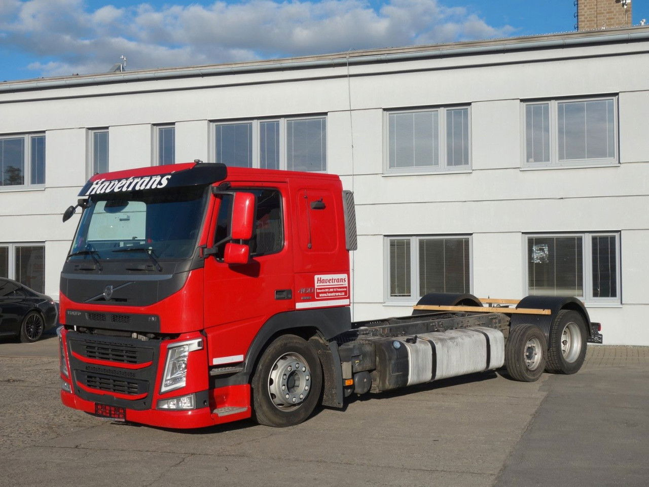 Volvo FM 460 6x2 Fahrgestell für Autotransporter - Tovornjak-šasija: slika 1 Volvo FM 460 6x2 Fahrgestell für Autotransporter - Tovornjak-šasija: slika 1