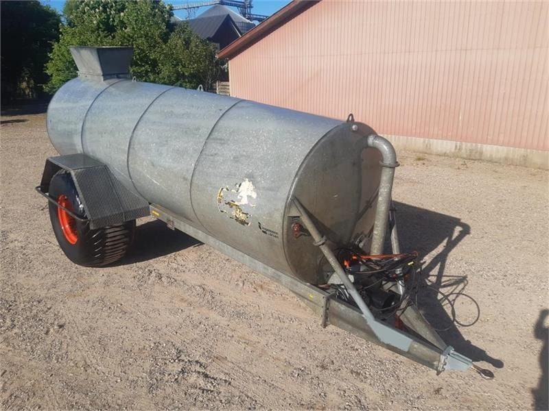 Kimadan 15000 l. - Cisterna za gnojevko: slika 1 Kimadan 15000 l. - Cisterna za gnojevko: slika 1