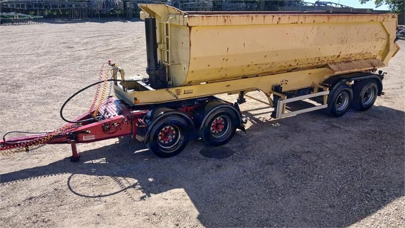Renders 30 tons ROC16.20 Renders 30 tons ROC16.20 - Komunalno/ Posebno vozilo: slika 2 Renders 30 tons ROC16.20 Renders 30 tons ROC16.20 - Komunalno/ Posebno vozilo: slika 2