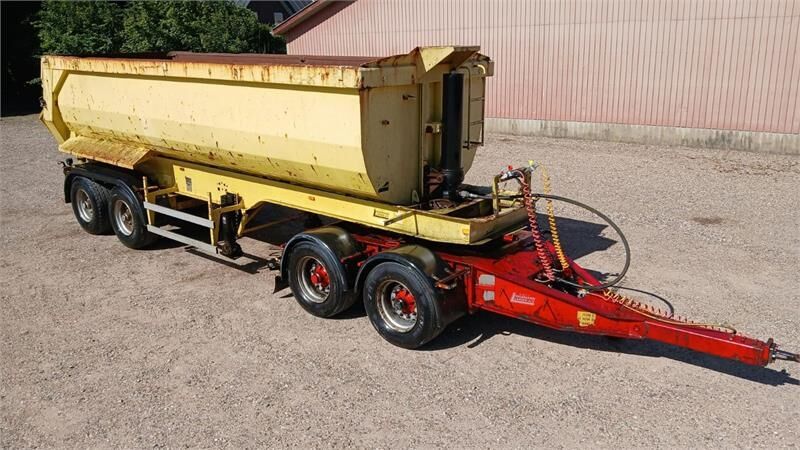 Renders 30 tons ROC16.20 Renders 30 tons ROC16.20 - Komunalno/ Posebno vozilo: slika 1 Renders 30 tons ROC16.20 Renders 30 tons ROC16.20 - Komunalno/ Posebno vozilo: slika 1