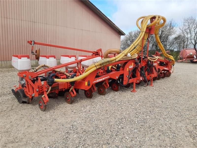 Maschio Gaspardo Manta XL 12 rk med PA1 fronttank - Sejalnica: slika 5 Maschio Gaspardo Manta XL 12 rk med PA1 fronttank - Sejalnica: slika 5