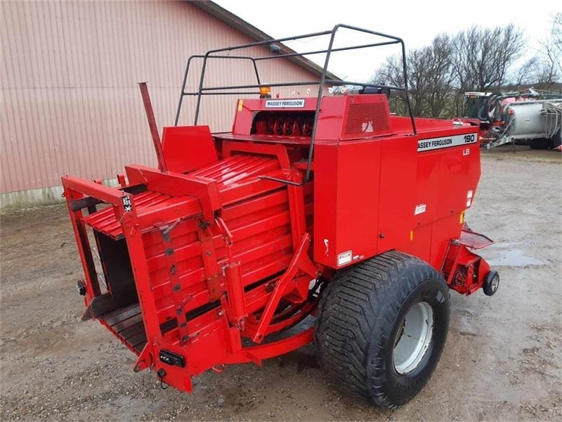 Massey Ferguson 190 - Balirka za kvadratne bale: slika 2 Massey Ferguson 190 - Balirka za kvadratne bale: slika 2