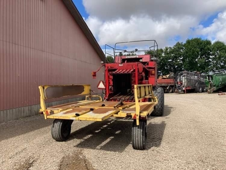 Massey Ferguson LB190 Fieldstar *** m. parkland ballevogn *** - Balirka za kvadratne bale: slika 4 Massey Ferguson LB190 Fieldstar *** m. parkland ballevogn *** - Balirka za kvadratne bale: slika 4