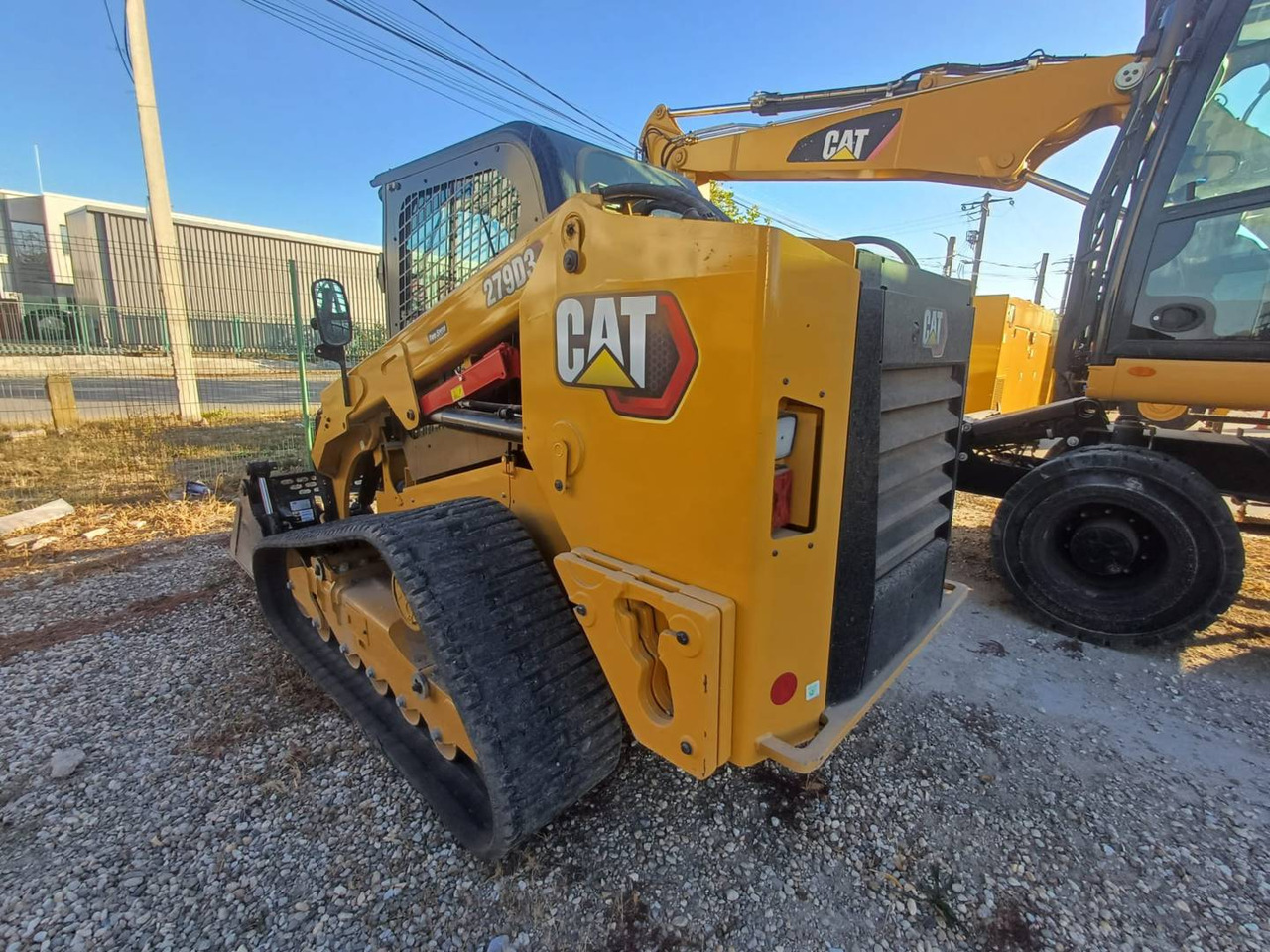 CAT 279D3 - Kompaktni nakladalnik na gosenicah: slika 4 CAT 279D3 - Kompaktni nakladalnik na gosenicah: slika 4