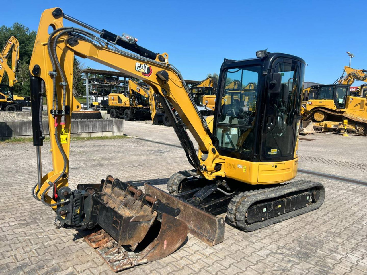 CAT 303.5E2CR - Bager goseničar: slika 1 CAT 303.5E2CR - Bager goseničar: slika 1