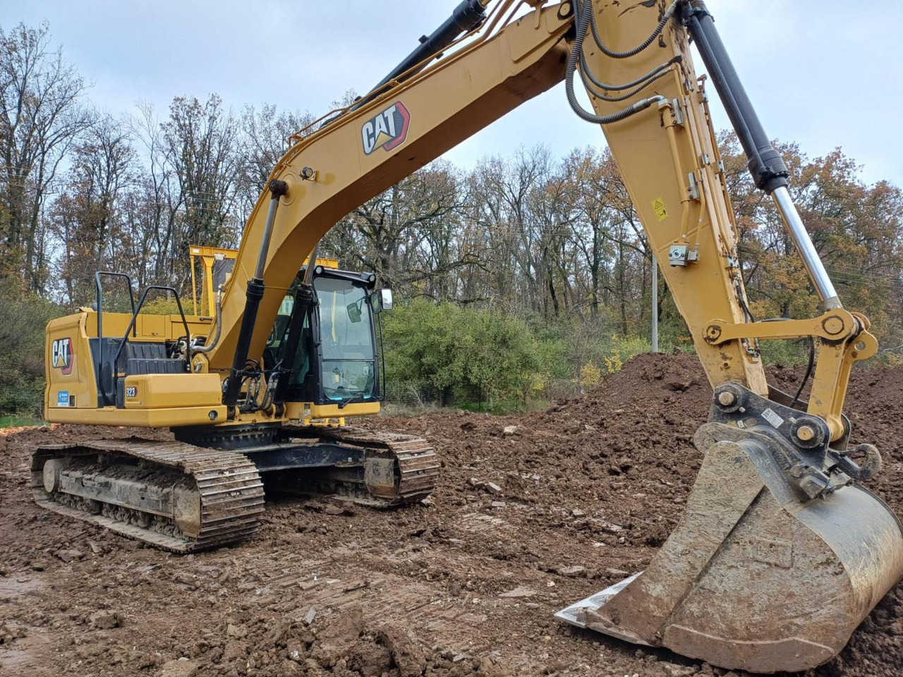 CAT 323-07 - Bager goseničar: slika 2 CAT 323-07 - Bager goseničar: slika 2