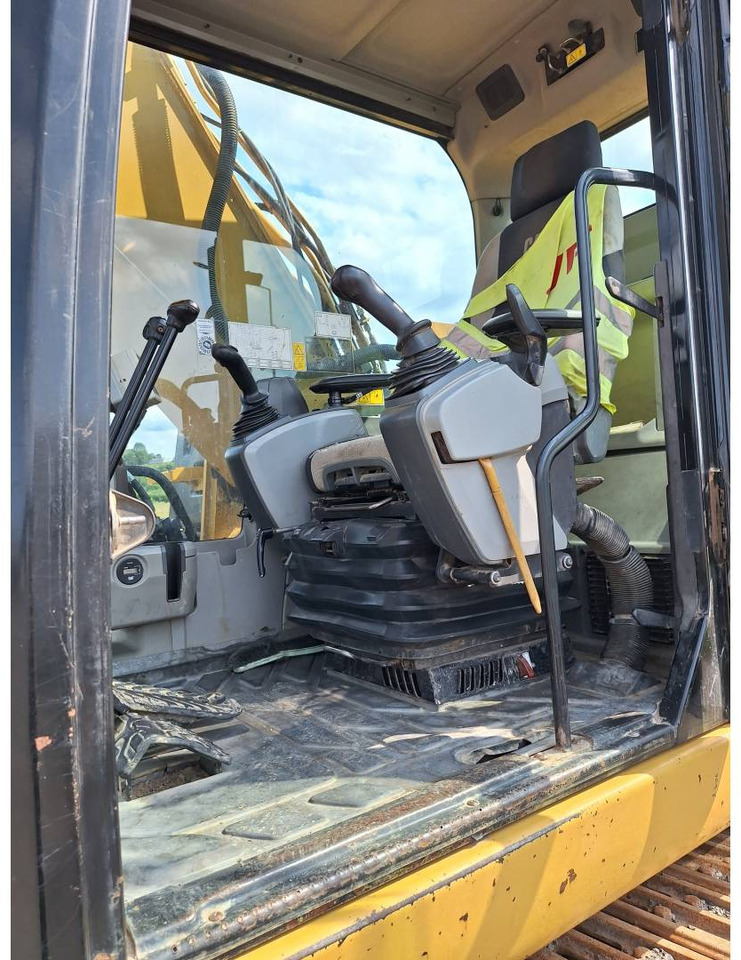 Bager goseničar CAT 329ELN: slika 8