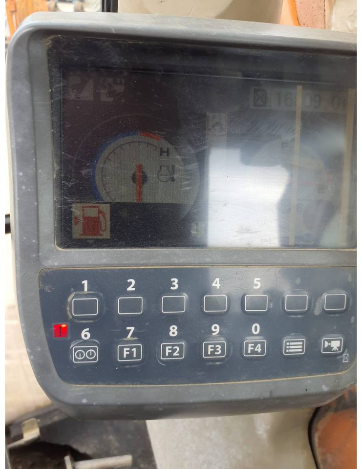 HITACHI ZX2400N-3 - Bager goseničar: slika 5 HITACHI ZX2400N-3 - Bager goseničar: slika 5