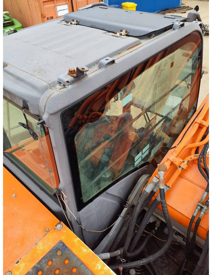 HITACHI ZX2400N-3 - Bager goseničar: slika 2 HITACHI ZX2400N-3 - Bager goseničar: slika 2