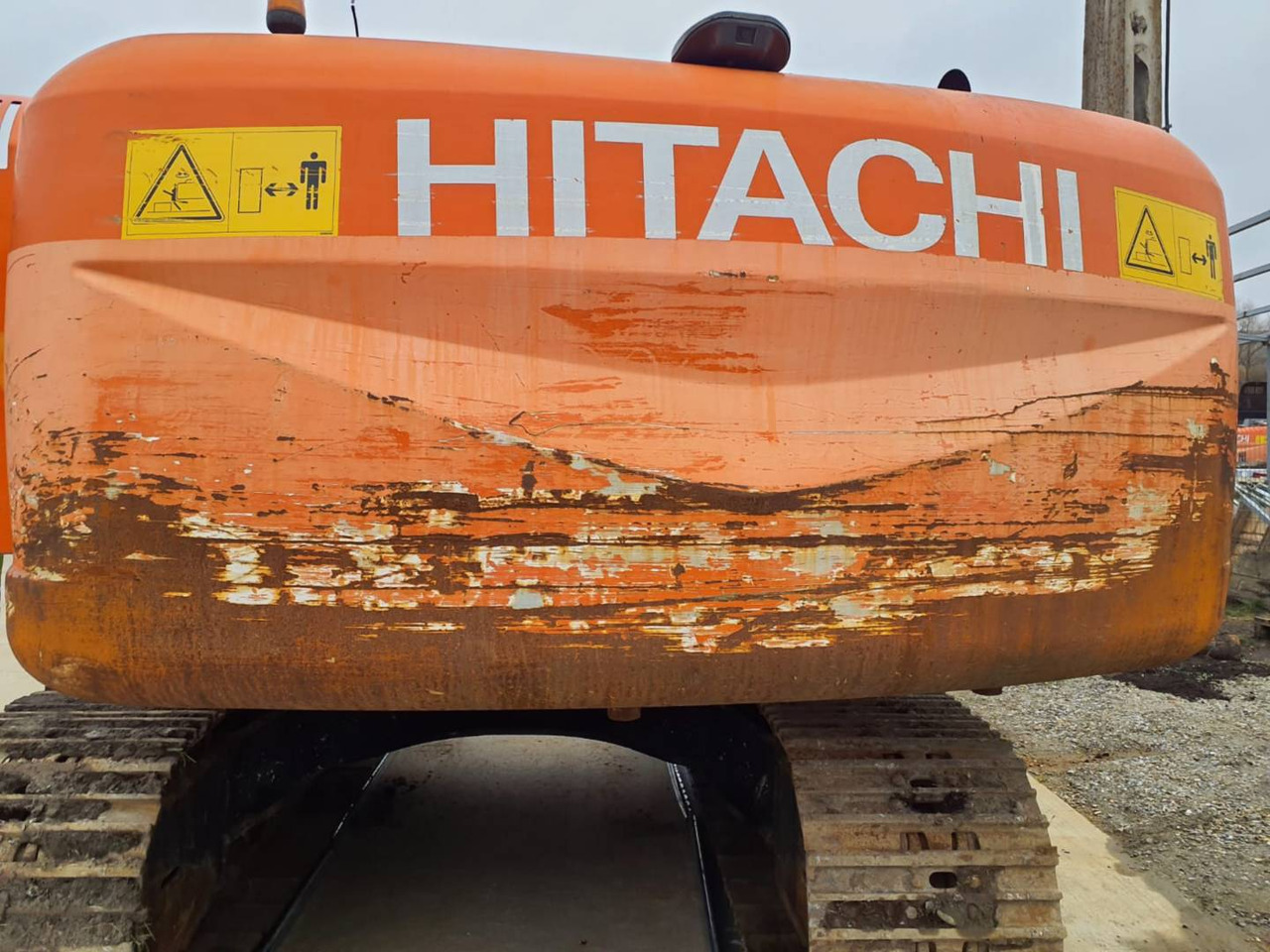 HITACHI ZX2400N-3 - Bager goseničar: slika 4 HITACHI ZX2400N-3 - Bager goseničar: slika 4
