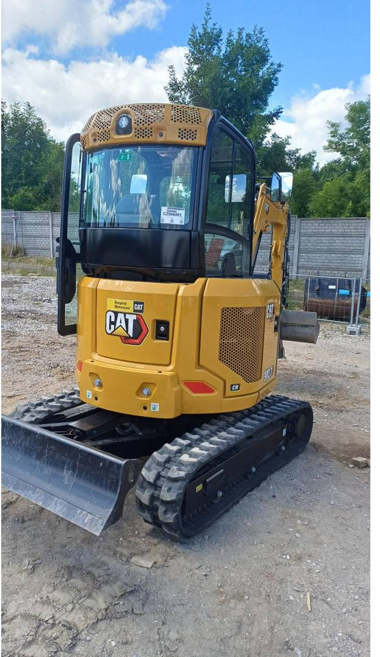 CAT 302.7CR - Bager goseničar: slika 3 CAT 302.7CR - Bager goseničar: slika 3