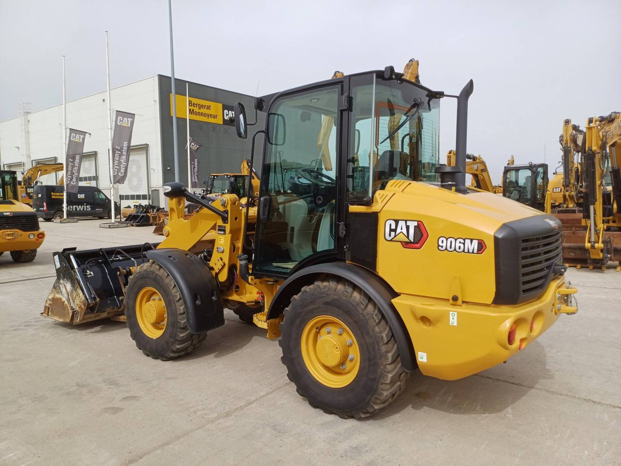 CAT 906 M - Kolesni nakladalec: slika 4 CAT 906 M - Kolesni nakladalec: slika 4