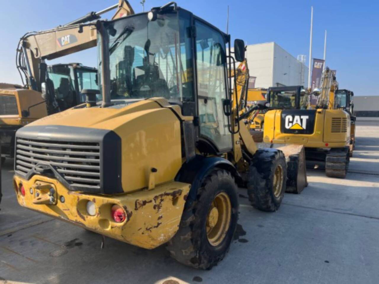 CAT 908M - Kolesni nakladalec: slika 3 CAT 908M - Kolesni nakladalec: slika 3