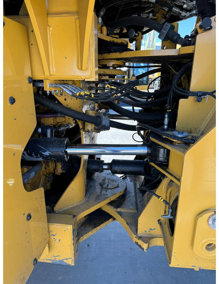 CAT 962M lizing CAT 962M: slika 25